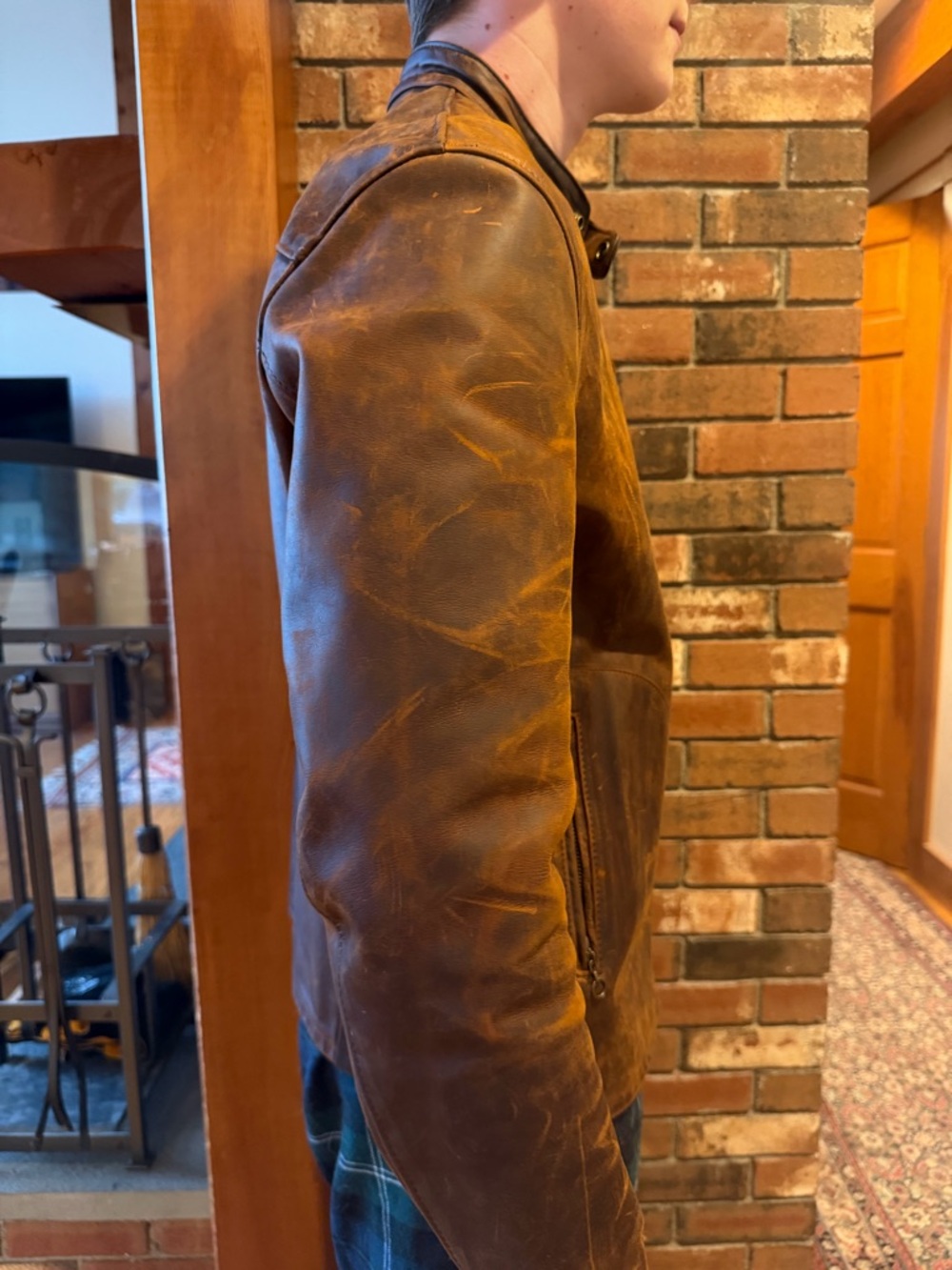 Schott Men's Brown Distressed Leather Jacket. Racer style - Picture 6 of 9